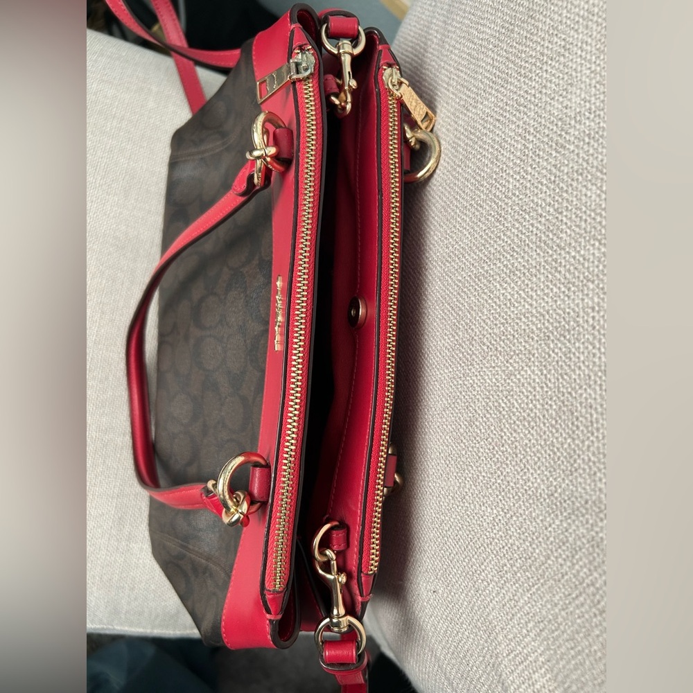 Coach Brown Signature Crossbody Bag with Red Trim - Picture 6 of 7